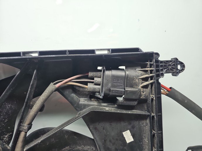 Electroventilator Mercedes Clasa C (W205) [Fabr 2014-prezent] A0999061000 2.2 CDI 651921 125KW / 170CP