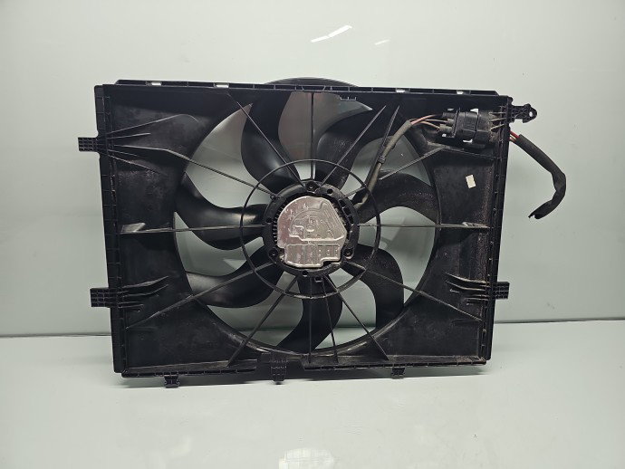 Electroventilator Mercedes Clasa C (W205) [Fabr 2014-prezent] A0999061000 2.2 CDI 651921 125KW / 170CP