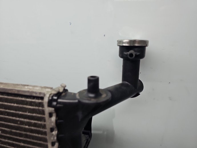Radiator apa KIA Ceed (SW) [Fabr 2007-2012] 25310-1H000 1.4 Benz G4FA 80KW / 109CP