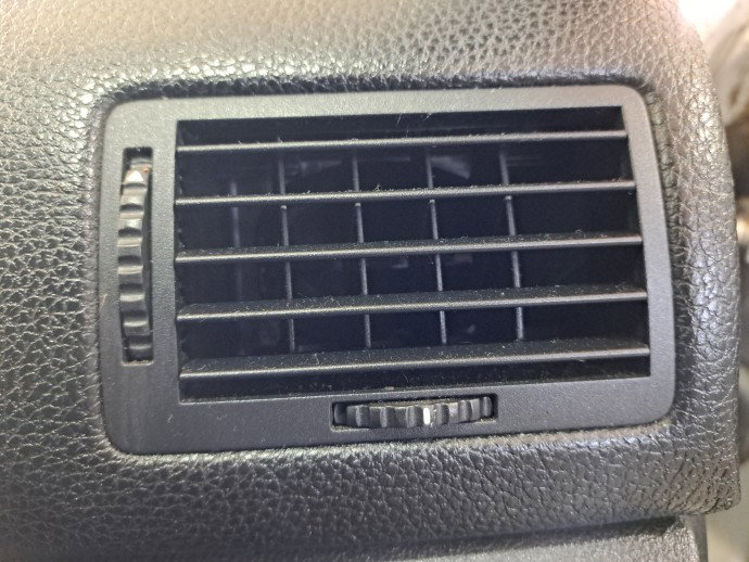 Grila aerisire dreapta Skoda Octavia 1 (1U2) [Fabr 1996-2010] OEM