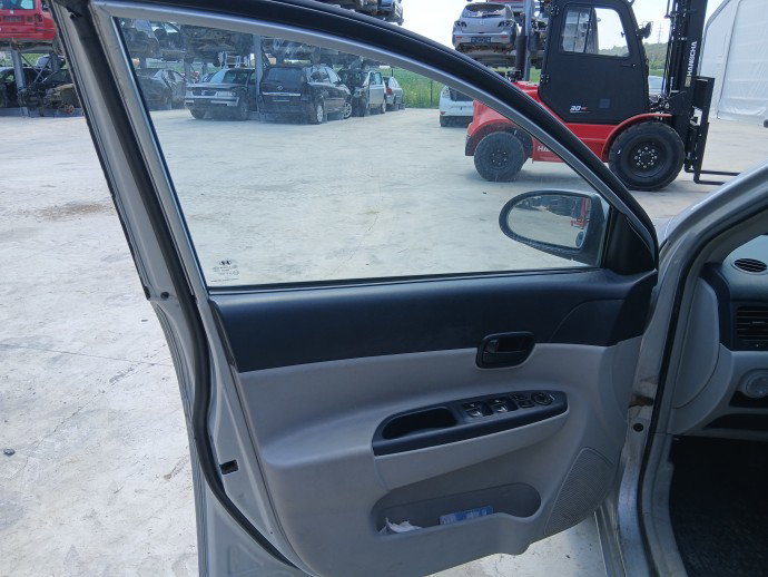 Usa stanga fata Hyundai Accent 3 (MC) [Fabr 2005-2008] Berlina GRI