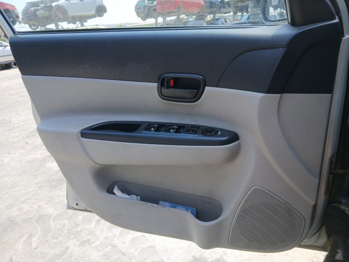 Boxa stanga fata Hyundai Accent 3 (MC) [Fabr 2005-2008] OEM