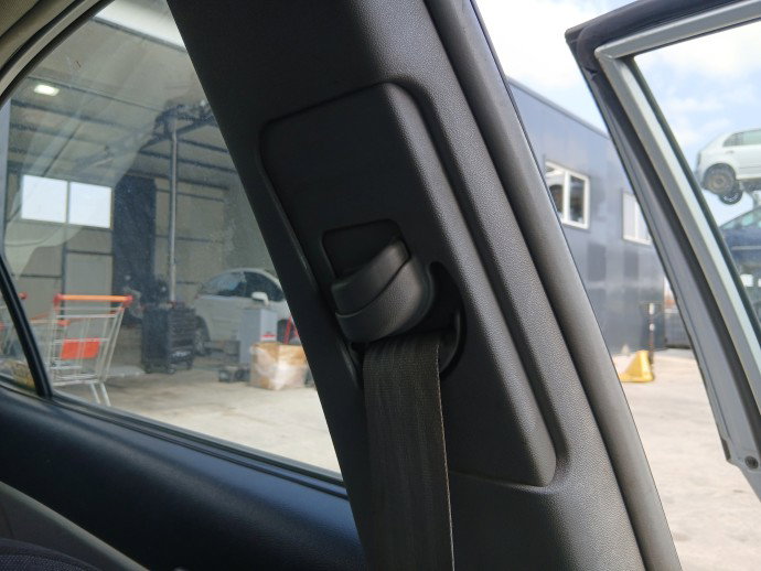 Mecanism reglare inaltime centura stanga fata Hyundai Accent 3 (MC) [Fabr 2005-2008] OEM