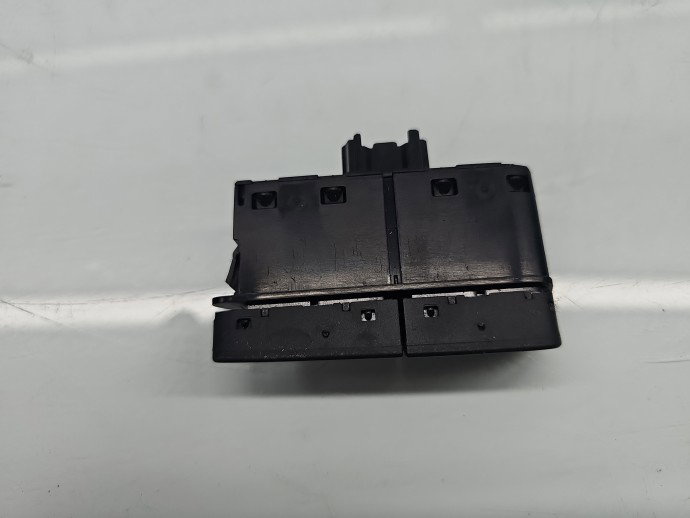 Butoane comenzi consola centrala Ford Focus 3 [Fabr 2010-2018] AM5T-18K574-AB