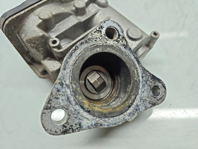 Supapa EGR Nissan Qashqai (2) [Fabr 2013-2017] 147104647R 1.5 CDI 607951 66KW / 90CP