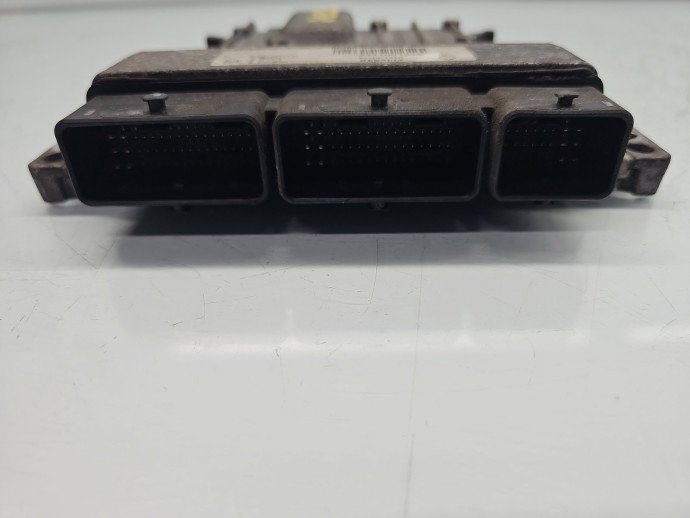 Calculator motor ECU Renault Clio 4 [Fabr 2012-prezent] 237107137R 1.5 DCI K9K 96KW / 131CP