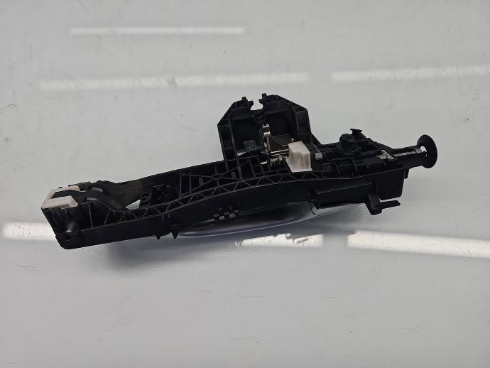 Maner usa stanga spate Mercedes Clasa A (W176) [Fabr 2012-2018] Sedan AMG 761 Argintiu polar