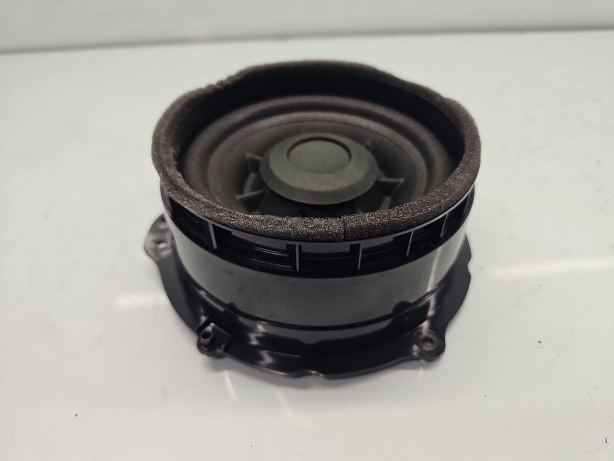 Boxa dreapta fata LAND ROVER Range Rover Velar (L560) [Fabr 2019-2025] J8A2-18808-EB