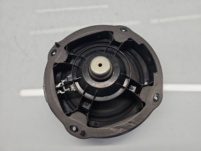 Boxa stanga fata AUDI A3 (8V1) [Fabr 2012-prezent] 8V0035415