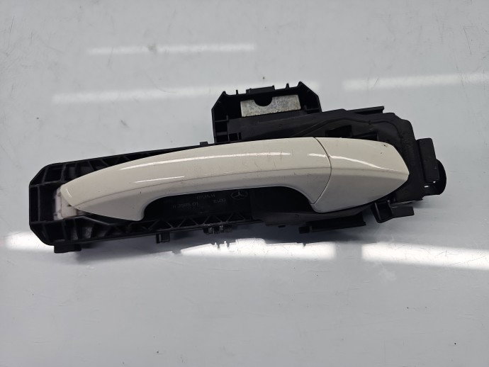 Maner usa dreapta spate Mercedes Clasa GLA (X156) [Fabr 2013-prezent] SUV AMG 650 ALB CALCIT