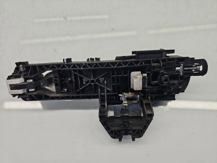 Maner usa dreapta spate Mercedes Clasa GLA (X156) [Fabr 2013-prezent] SUV AMG 650 ALB CALCIT