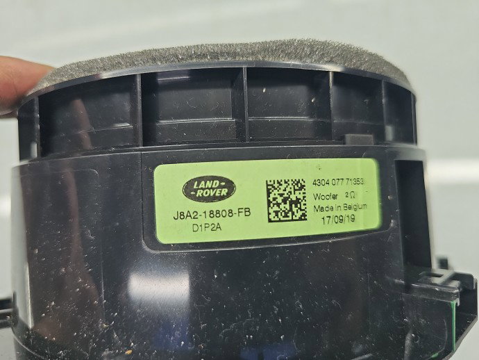 Boxa stanga spate LAND ROVER Range Rover Velar (L560) [Fabr 2019-2025] J8A2-18808-FB
