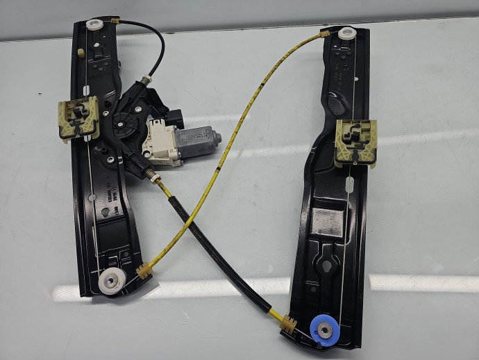 Macara electrica geam dreapta spate LAND ROVER Range Rover Velar (L560) [Fabr 2019-2025] SUV J8A2-27000-AC