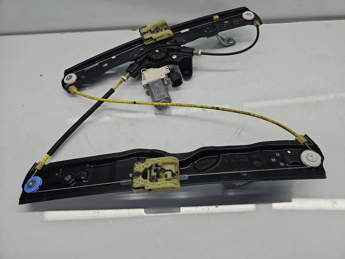 Macara electrica geam dreapta spate LAND ROVER Range Rover Velar (L560) [Fabr 2019-2025] SUV J8A2-27000-AC