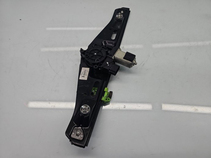Macara electrica geam dreapta spate Bmw X1 (E84) [Fabr 2009-2015] SUV 2990298