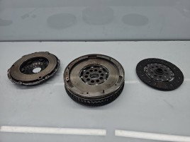 Kit ambreiaj volanta masa dubla Volvo V60 [Fabr 2010-2018] 2.0 D4204T5 OEM 101KW / 137CP