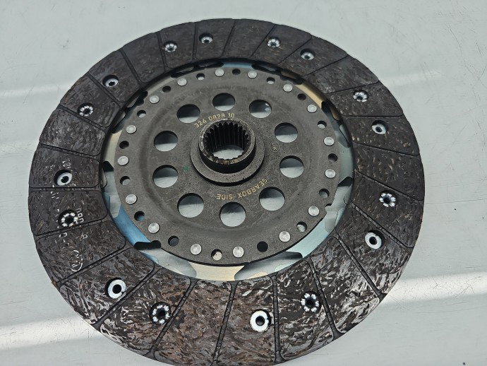 Kit ambreiaj volanta masa dubla Volvo V60 [Fabr 2010-2018] 2.0 D4204T5 OEM 101KW / 137CP