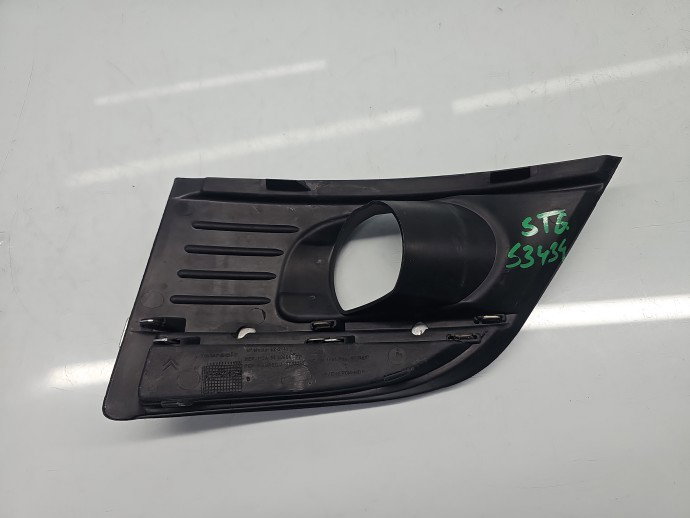 Grila proiector stanga Citroen C4 (I) Picasso [ Fabr 2006-2013] Hatchback 9680404177