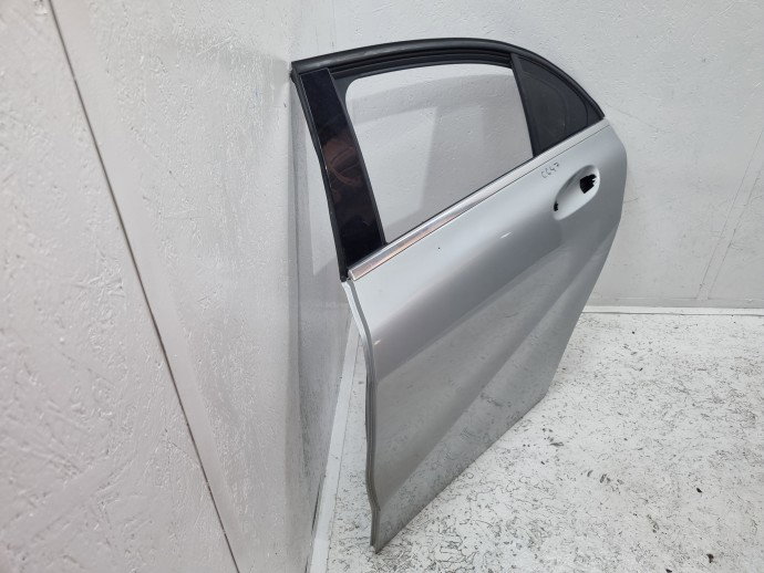 Usa stanga spate Mercedes Clasa A (W176) [Fabr 2012-2018] Sedan AMG 761 Argintiu polar