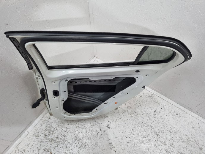 Usa dreapta spate Mercedes Clasa GLA (X156) [Fabr 2013-prezent] SUV AMG 650 ALB CALCIT