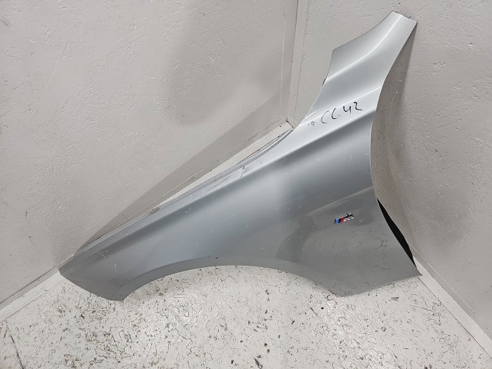 Aripa stanga fata Bmw 3 (F30) [Fabr 2012-2017] Sedan Facelift, Pachet M GLACIERSILBER METAL)