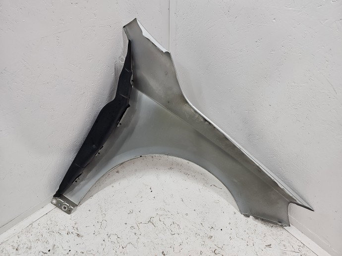 Aripa stanga fata Mercedes Clasa A (W176) [Fabr 2012-2018] Sedan AMG 761 Argintiu polar
