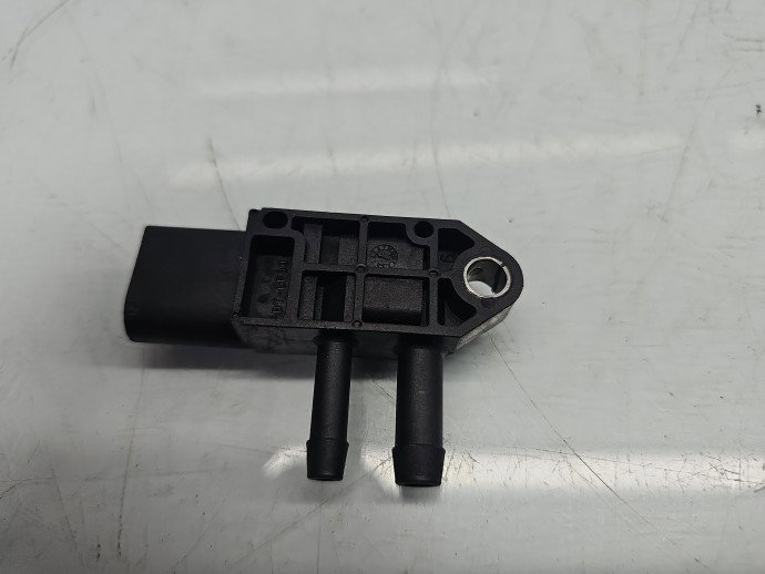 Senzor presiune AUDI A8 (4H) [Fabr 2010-2017] 059906015A