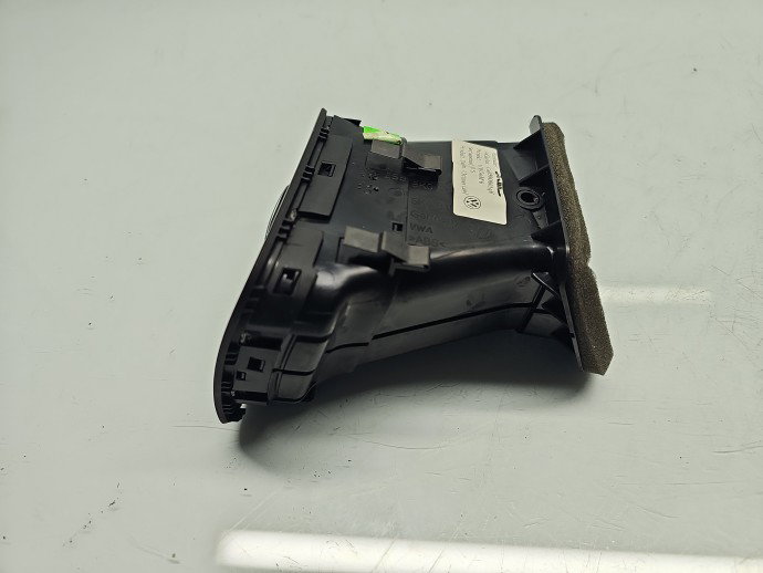 Grila aerisire stanga Volkswagen Golf 6 (5K1) [Fabr 2009-2013] 5K0819703K