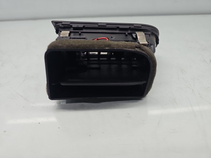 Grila aerisire stanga Skoda Superb II (3T4) [Fabr 2008-2015] 3T0819701