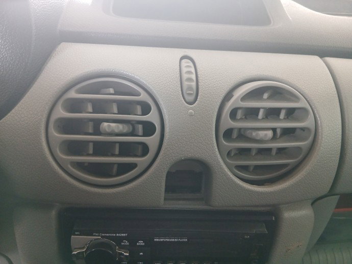 Grila aerisire centrala Renault Kangoo 2 [Fabr 2008-prezent] OEM