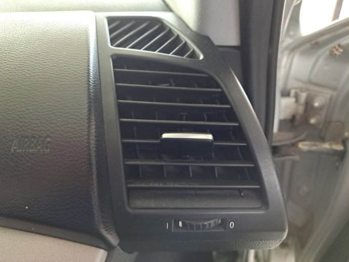 Grila aerisire dreapta Bmw 1 (E81, E87) [Fabr 2004-2010] OEM
