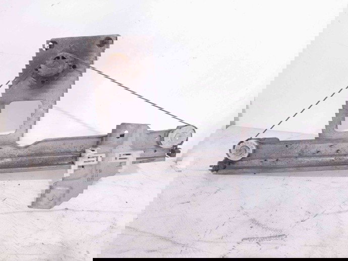 Macara geam stanga spate 8200733831 DACIA Sandero [Fabr 2008-2012] 