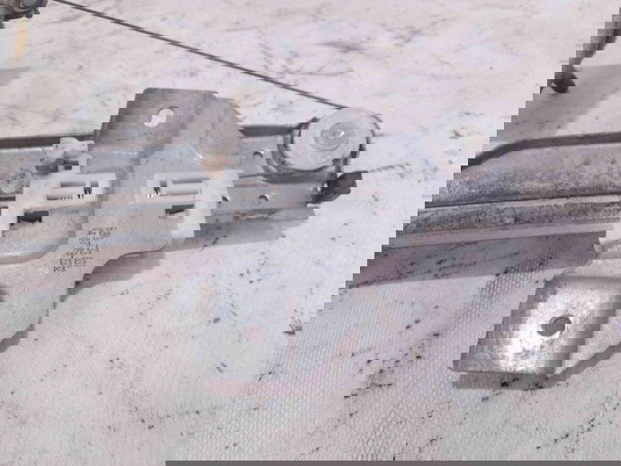 Macara geam stanga spate 8200733831 DACIA Sandero [Fabr 2008-2012] 