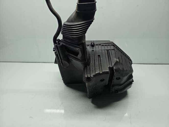 Carcasa filtru aer Volvo S60 II [Fabr 2010-2018] OEM 2.4 D5244T 158KW / 215CP