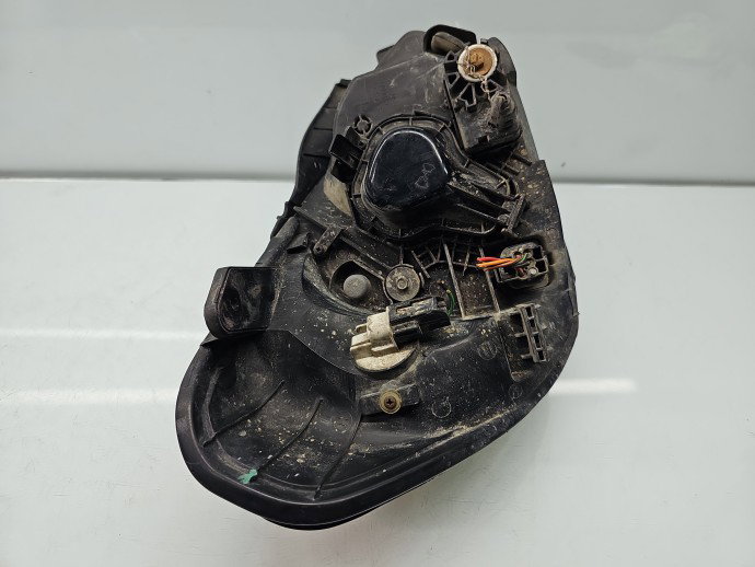 Far stanga Hyundai Accent 3 (MC) [Fabr 2005-2008] Berlina 92101-1E0XX