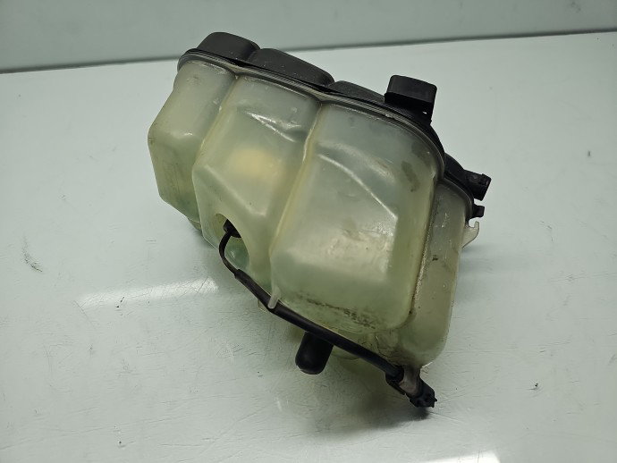 Vas expansiune Volvo S60 II [Fabr 2010-2018] Berlina 6G91-8K218-D2L