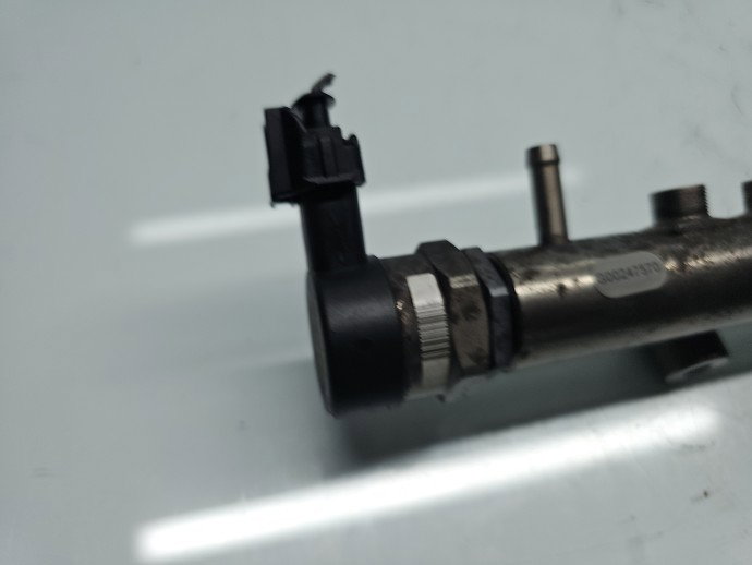 Rampa injectoare Volvo S60 II [Fabr 2010-2018] 30777759, 0445215025 2.4 D5244T 158KW / 215CP