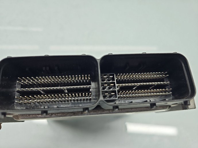 Calculator motor ECU Jaguar XE (X760) [Fabr 2016-2025] GX73-12C520-FAG 2.0 DSL AJ200 132KW / 180CP