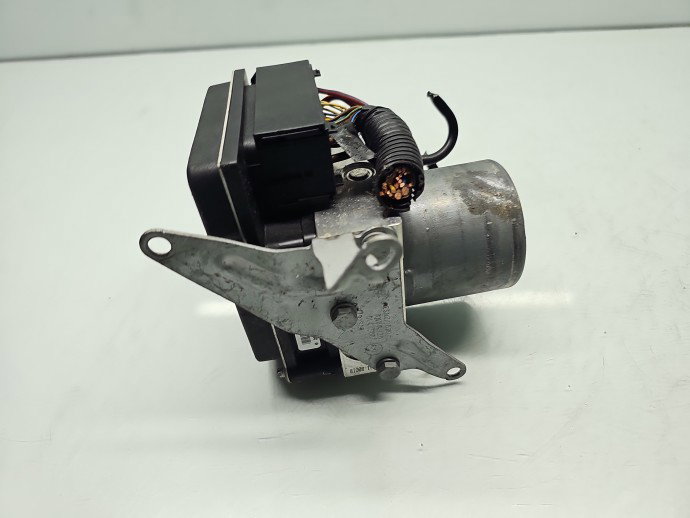 Pompa ABS Bmw X1 (E84) [Fabr 2009-2015] 6798989-01 2.0 N47D20U0 105KW / 143CP