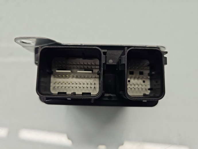 Calculator airbag Jaguar XE (X760) [Fabr 2016-2025] GX73-14D374-AJ 2.0 DSL AJ200 132KW / 180CP