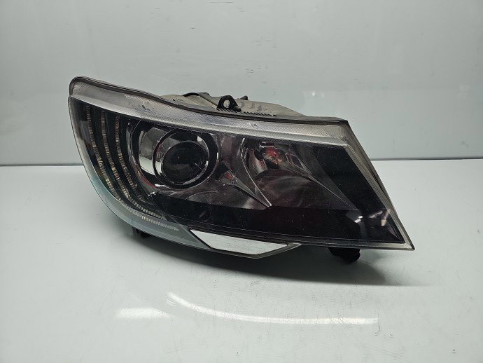 Far dreapta Skoda Superb II (3T4) [Fabr 2008-2015] Sedan Facelift 3T2941016H