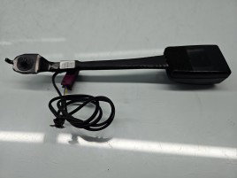 Capsa centura dreapta fata Ford Focus 3 [Fabr 2010-2018] BV51-61208-ABW