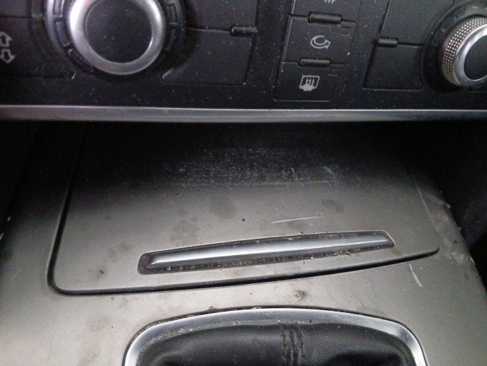Scrumiera AUDI A6 (4F2, C6) facelift [Fabr 2004-2010] OEM