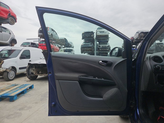 Usa stanga fata Seat Toledo 3 (5P2) [Fabr 2004-2011] Break LS5S