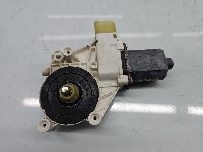 Motoras geam dreapta fata Bmw X1 (E84) [Fabr 2009-2015] SUV 6927028