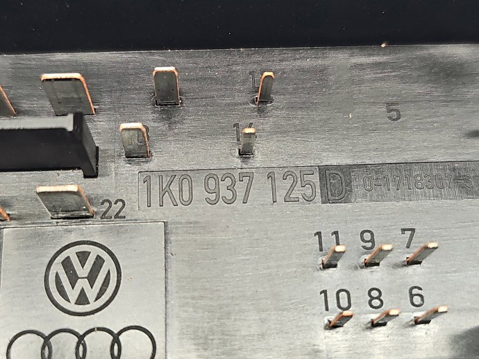 Panou sigurante Volkswagen Tiguan (5N) [Fabr 2007-2016] 1K0937125D