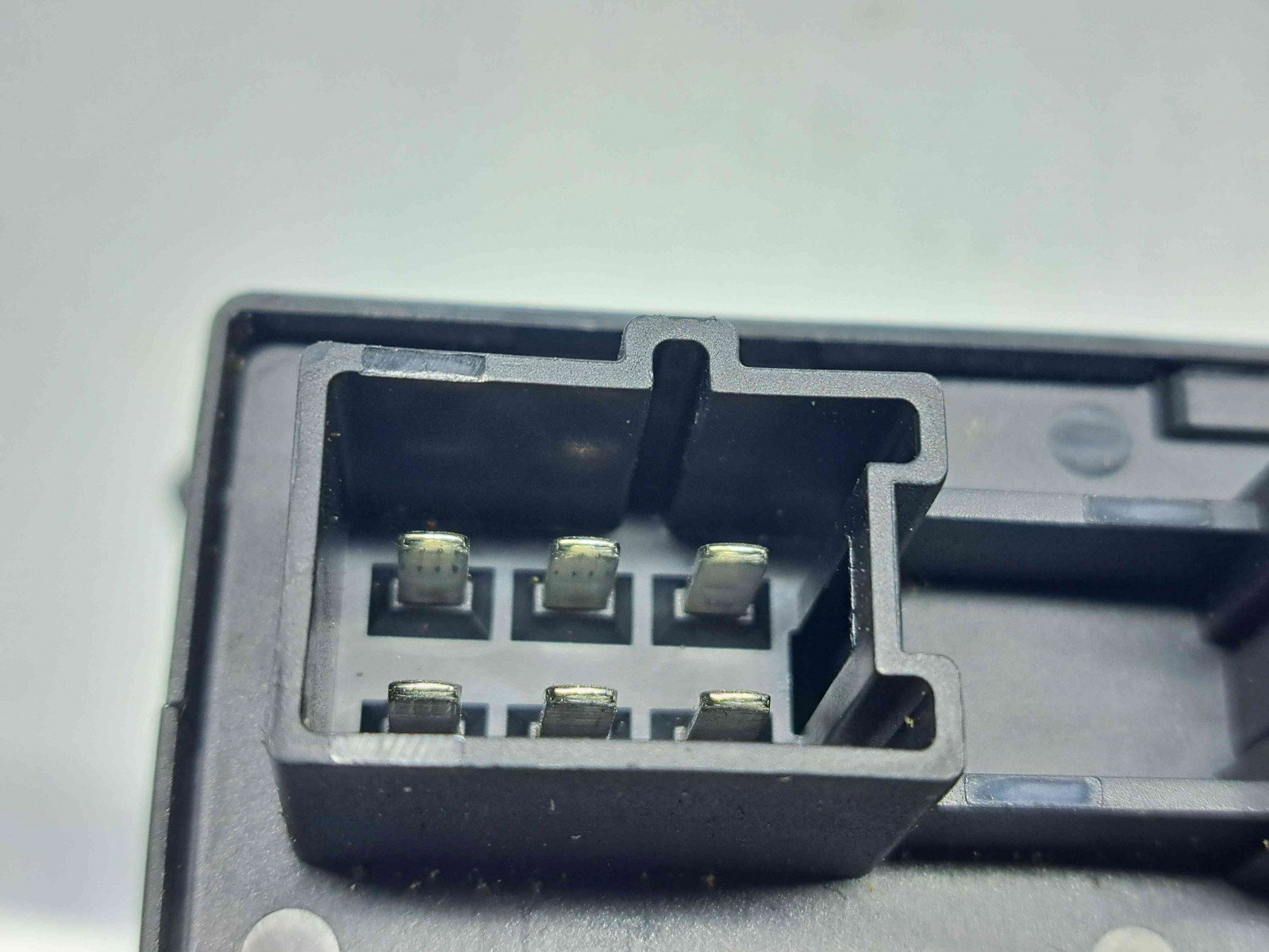 Modul portbagaj Mercedes Clasa E (W211) [Fabr 2002-2009] 2118701685 - imagine 3