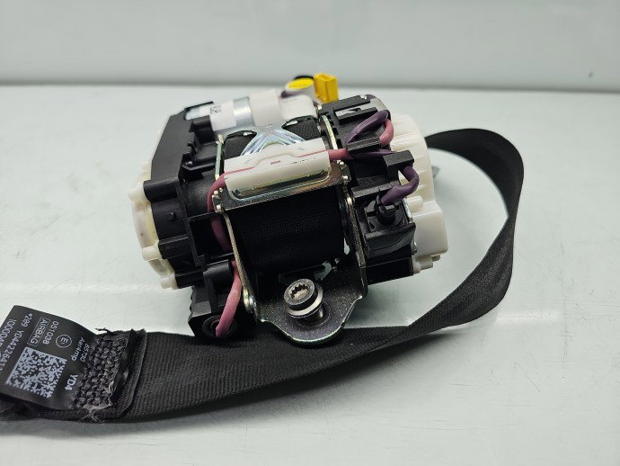 Centura stanga fata AUDI A8 (4H) [Fabr 2010-2017] 4H0857705A