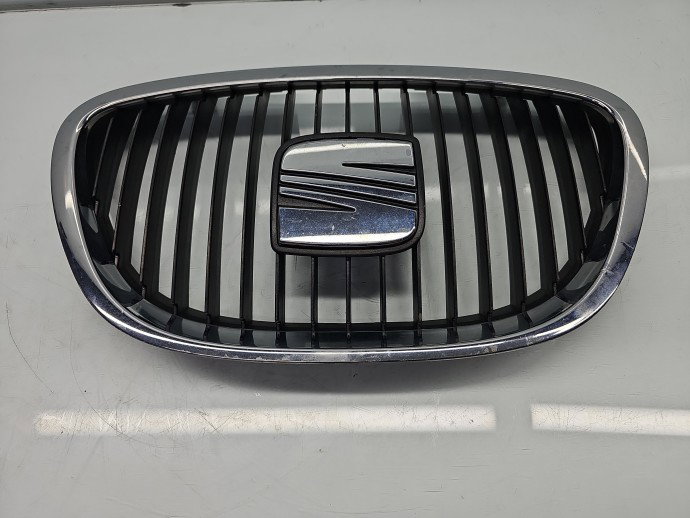 Grila bara fata Seat Toledo 3 (5P2) [Fabr 2004-2011] Break 5P0853654