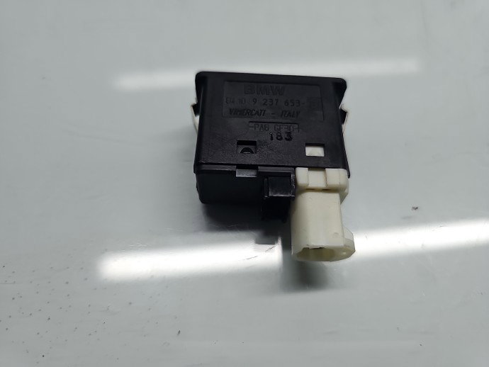 Conector auxiliar USB Bmw 5 (F10) [Fabr 2011-2016] 9237653-01
